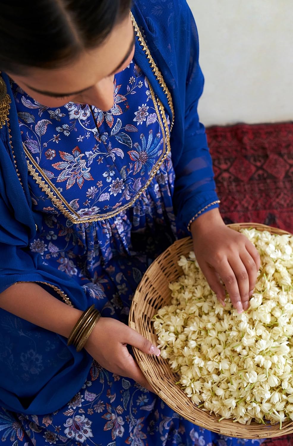 Janasya Women's Georgette Digital Floral Printed Embellished Kurta Set Dark Blue