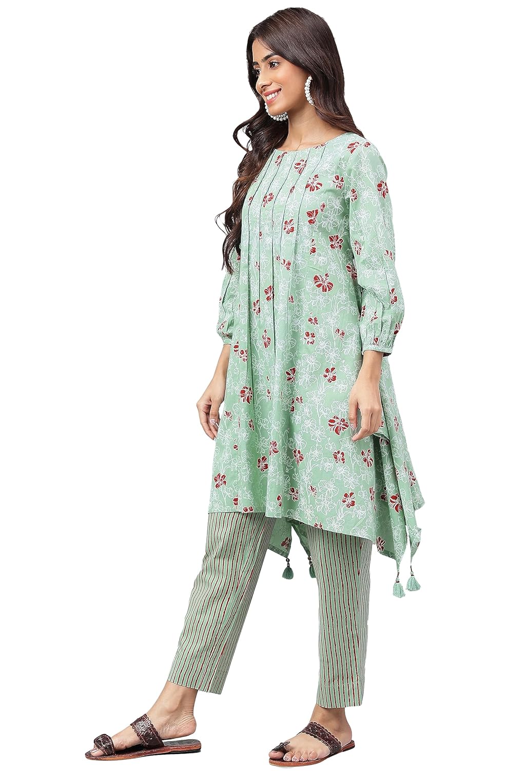 Janasya Women's Green Cotton Floral Printed Kurta with Pant