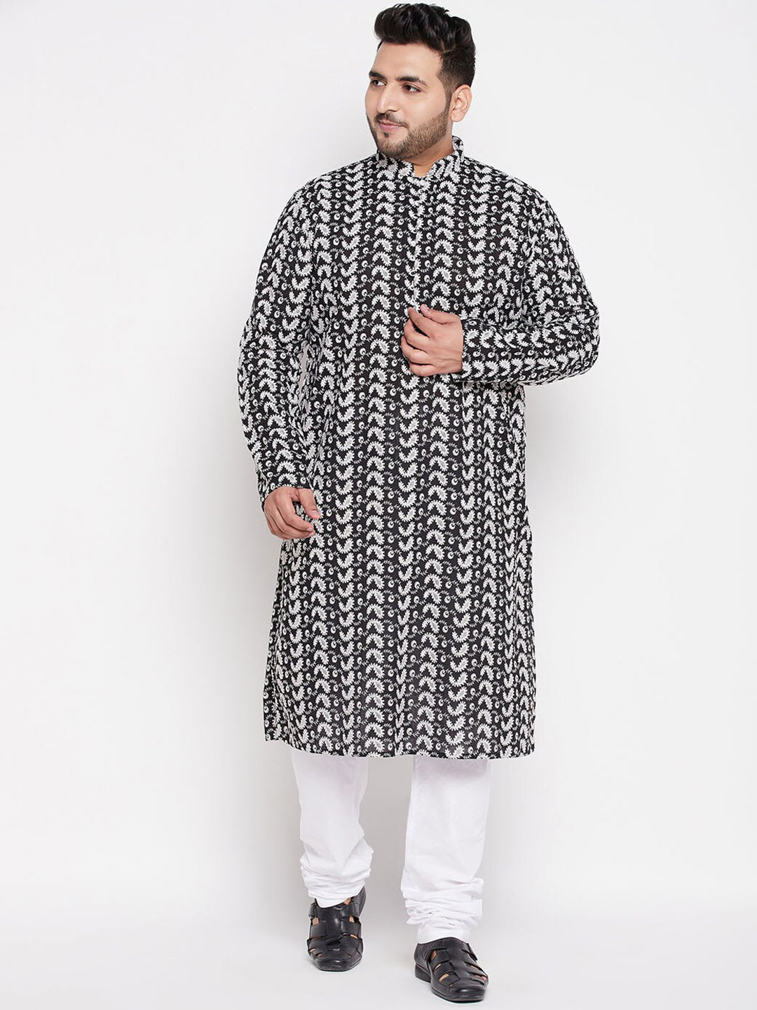 Vastramay Men Plus Size Chikankari Embroidered Pure Cotton Kurta