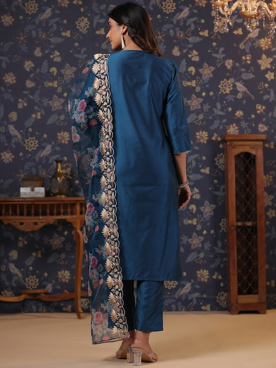 House of Pataudi Embroidered Round-Neck Kurta With Trousers & Dupatta