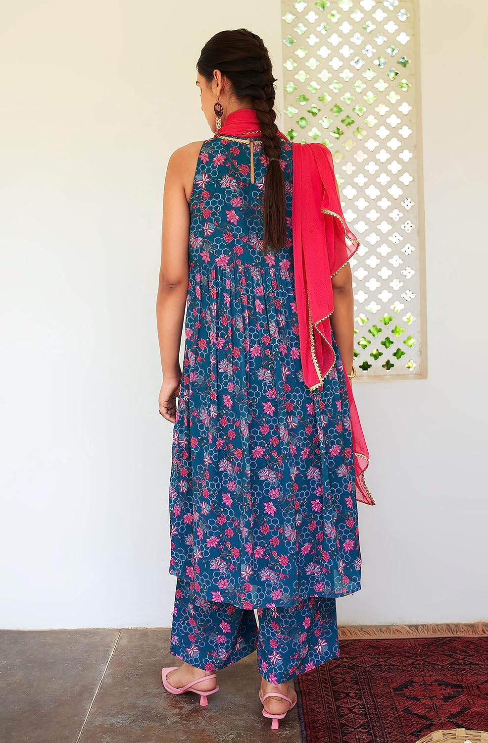 Janasya Women's Georgette Digital Floral Printed Embellished Kurta Set Teal