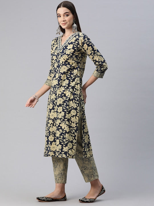 Readiprint Fashions Women Floral Printed Regular Thread Work Pure Cotton Kurta with Trousers & With Dupatta