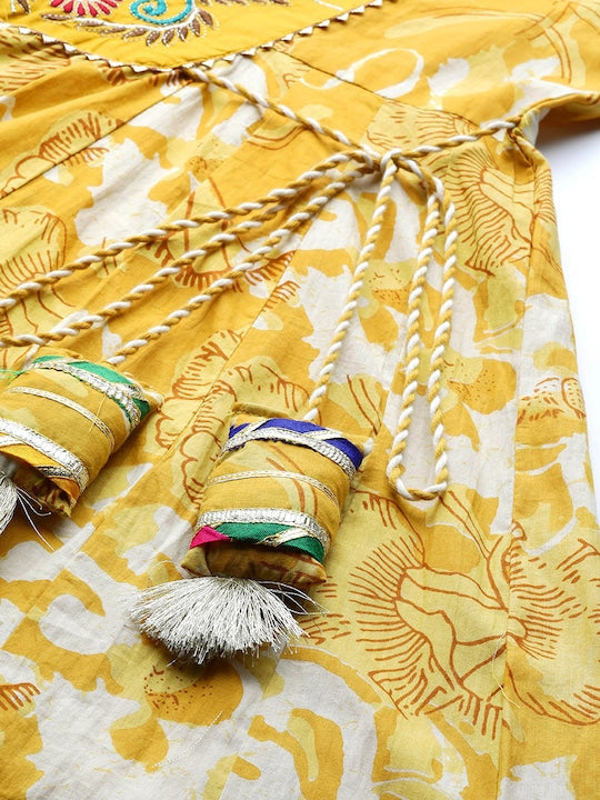 Readiprint Fashions Women Mustard Yellow & White Floral Printed Floral Anarkali Kurta