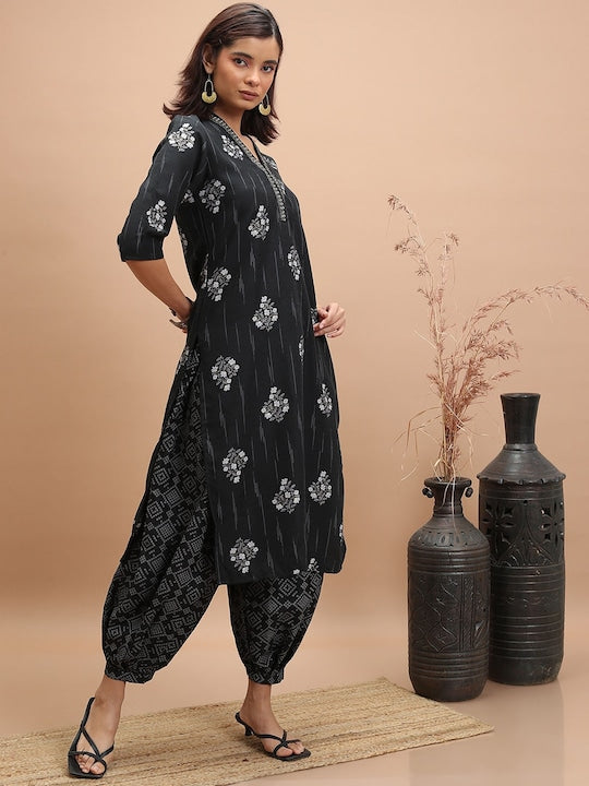 Vishudh Floral Printed V-Neck Regular Kurta With Patiala & Dupatta