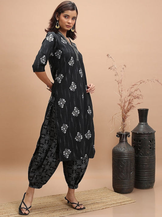 Vishudh Floral Printed V-Neck Regular Kurta With Patiala & Dupatta
