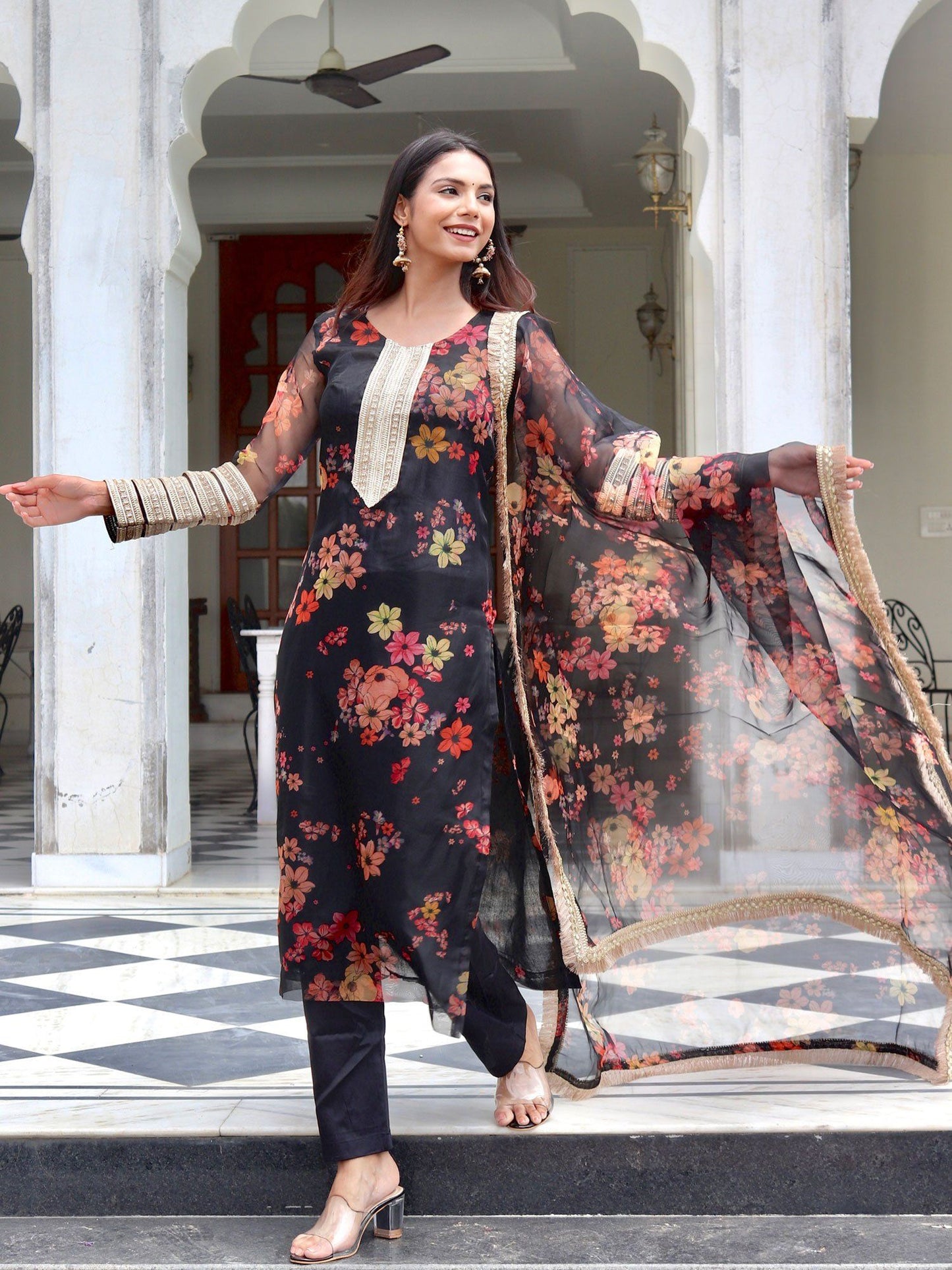 ONEWE INDIA Zareen Suit Set (Set of 3) - Black