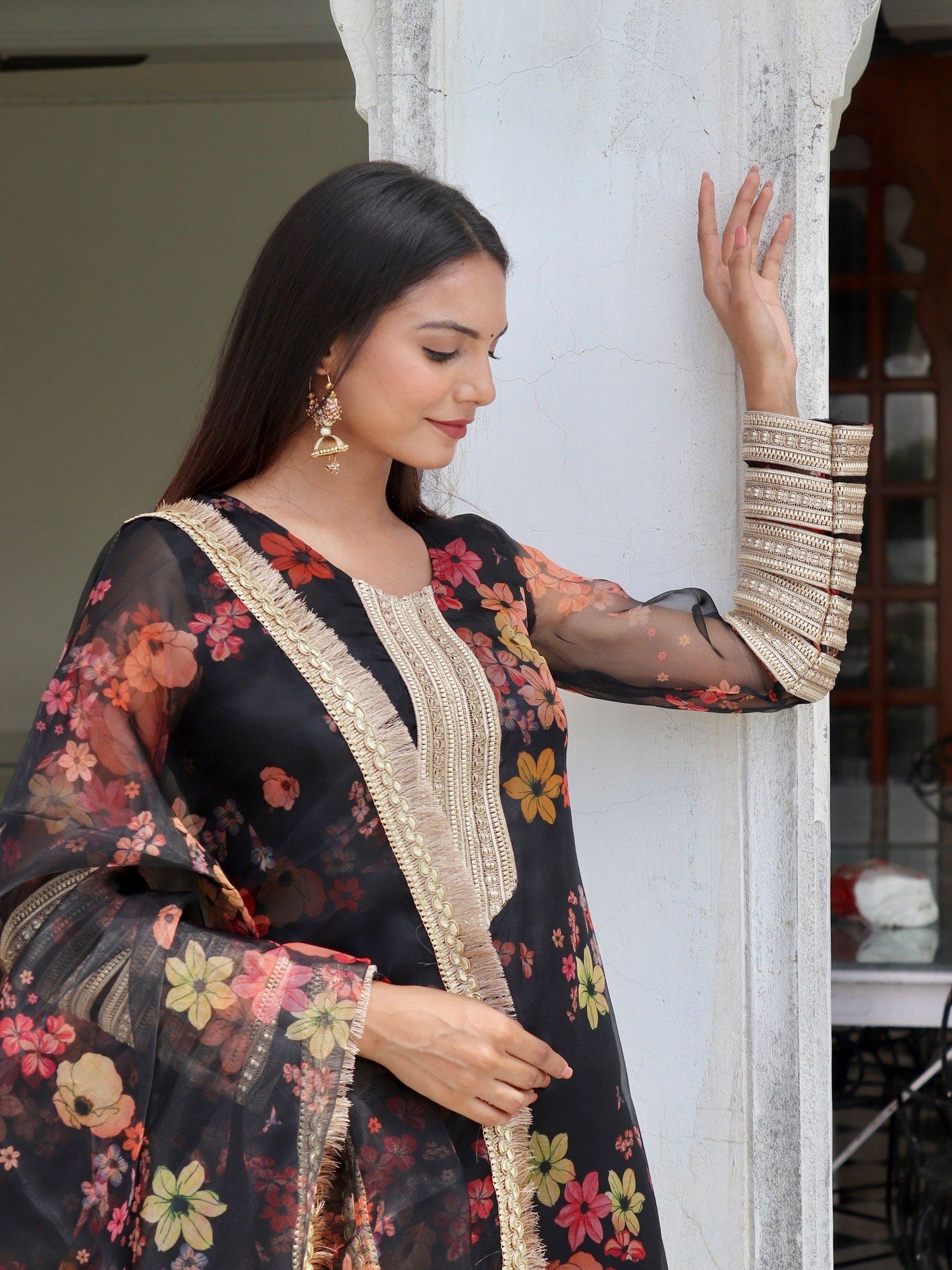 ONEWE INDIA Zareen Suit Set (Set of 3) - Black