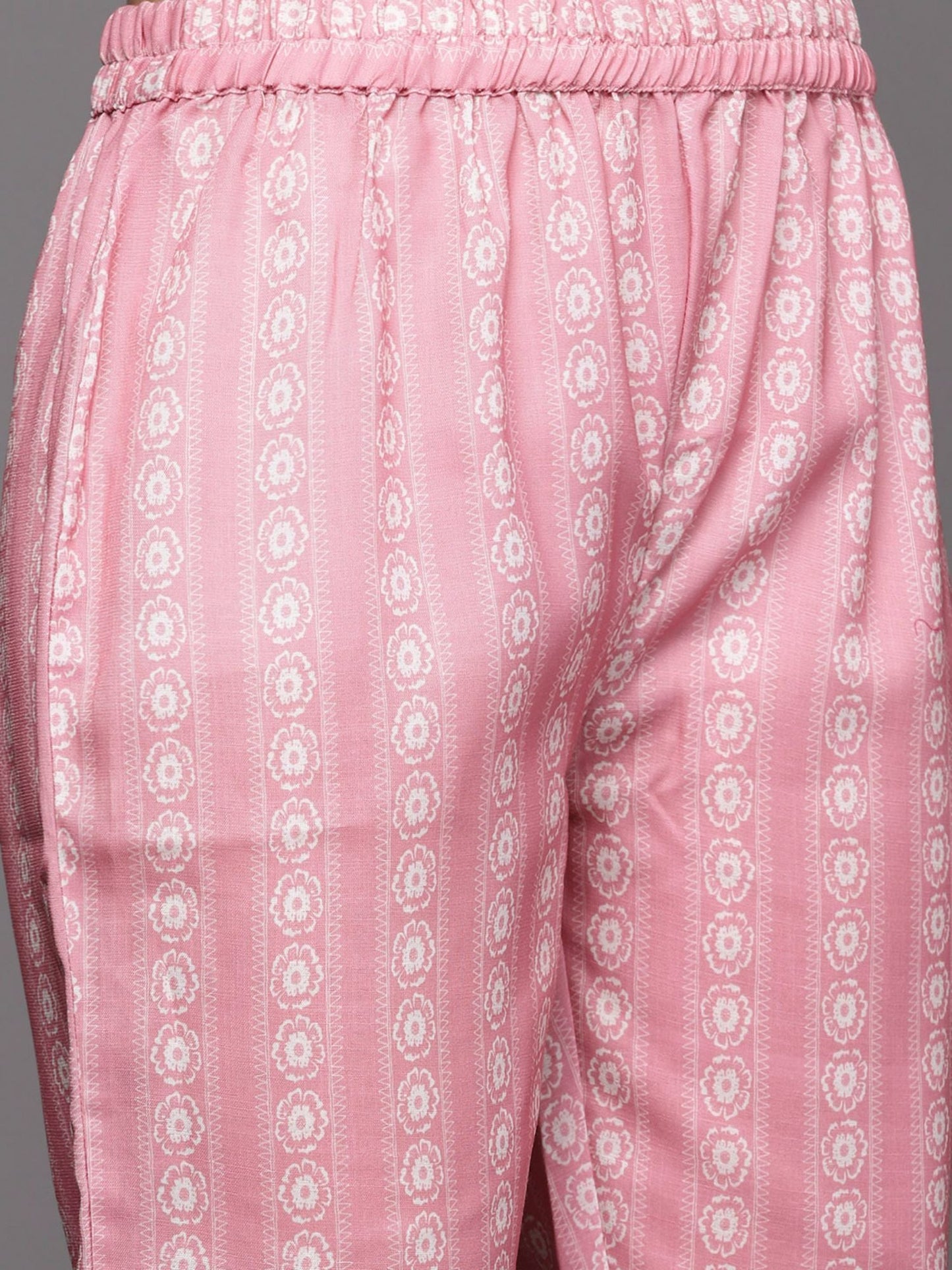 KSUT Women Pink Digital Printed Kurta (Set of 2)