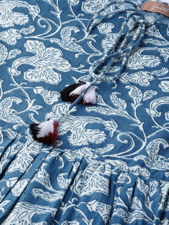 Shae by Sassafras Women Blue & Off-White Printed Anarkali Kurta