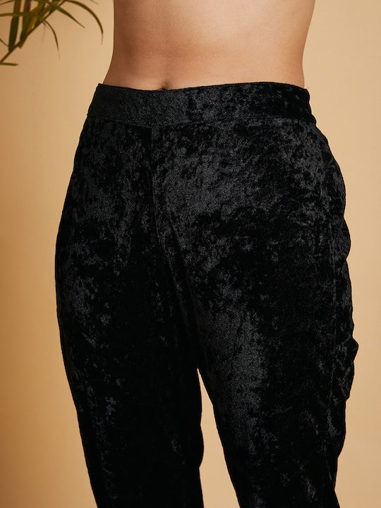 Shae by Sassafras Thread Work Velvet Kurta