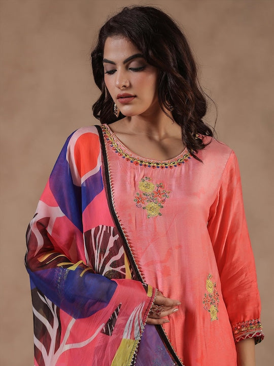 Scakhi Floral Embroidered Gotta Patti Kurta With Trousers & Dupatta