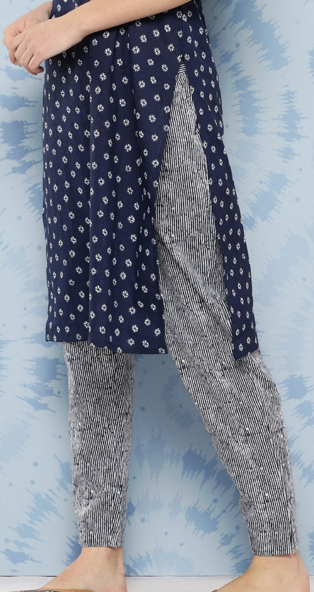 Yufta Ethnic Motifs Embroidered Pure Cotton Kurta with Trousers & Dupatta