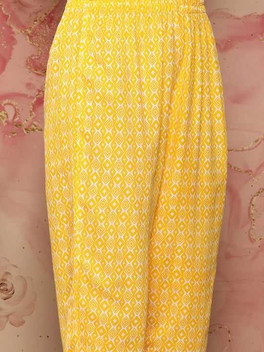 Yufta Women Ethnic Motifs Embroidered Sequinned Kurta With Trousers