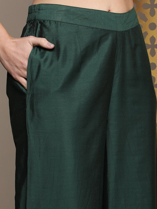 House of Pataudi Women Jashn Paisley Yoke Design Zari Work Regular Kurta With Palazzos