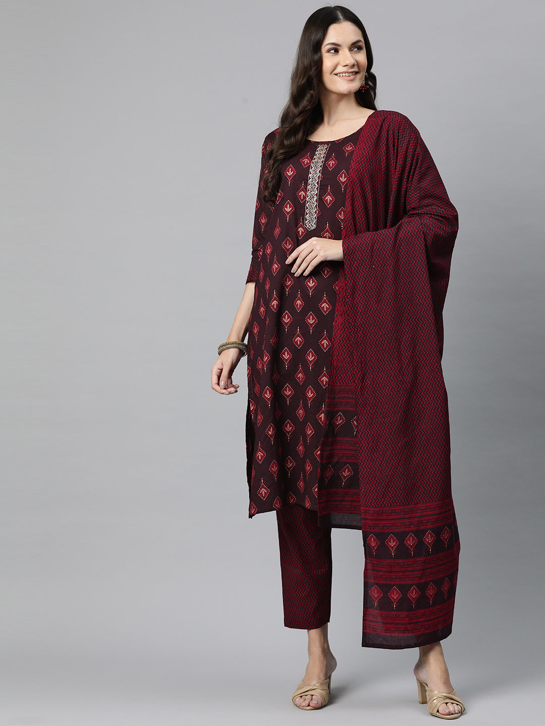 Readiprint Fashions Ethnic Motifs Printed Beads & Stones Pure Cotton Kurta Set
