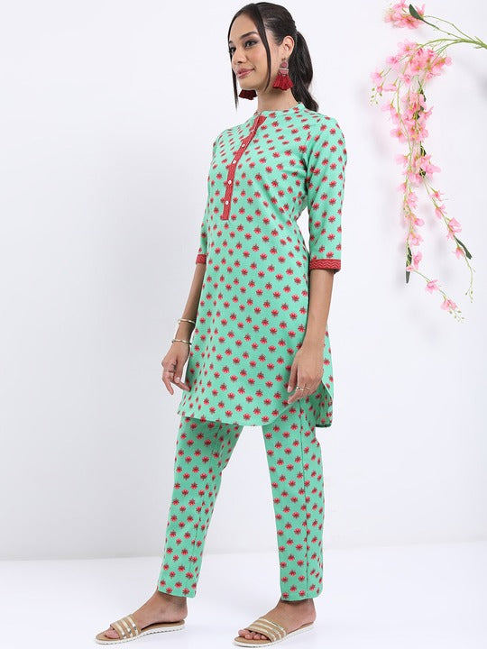Vishudh Floral Printed Kurta with Trousers