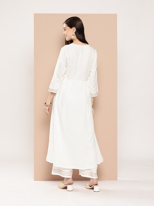 Here&now Floral Embroidered Gotta-Patti Detailed High-Low Kurta with Trousers