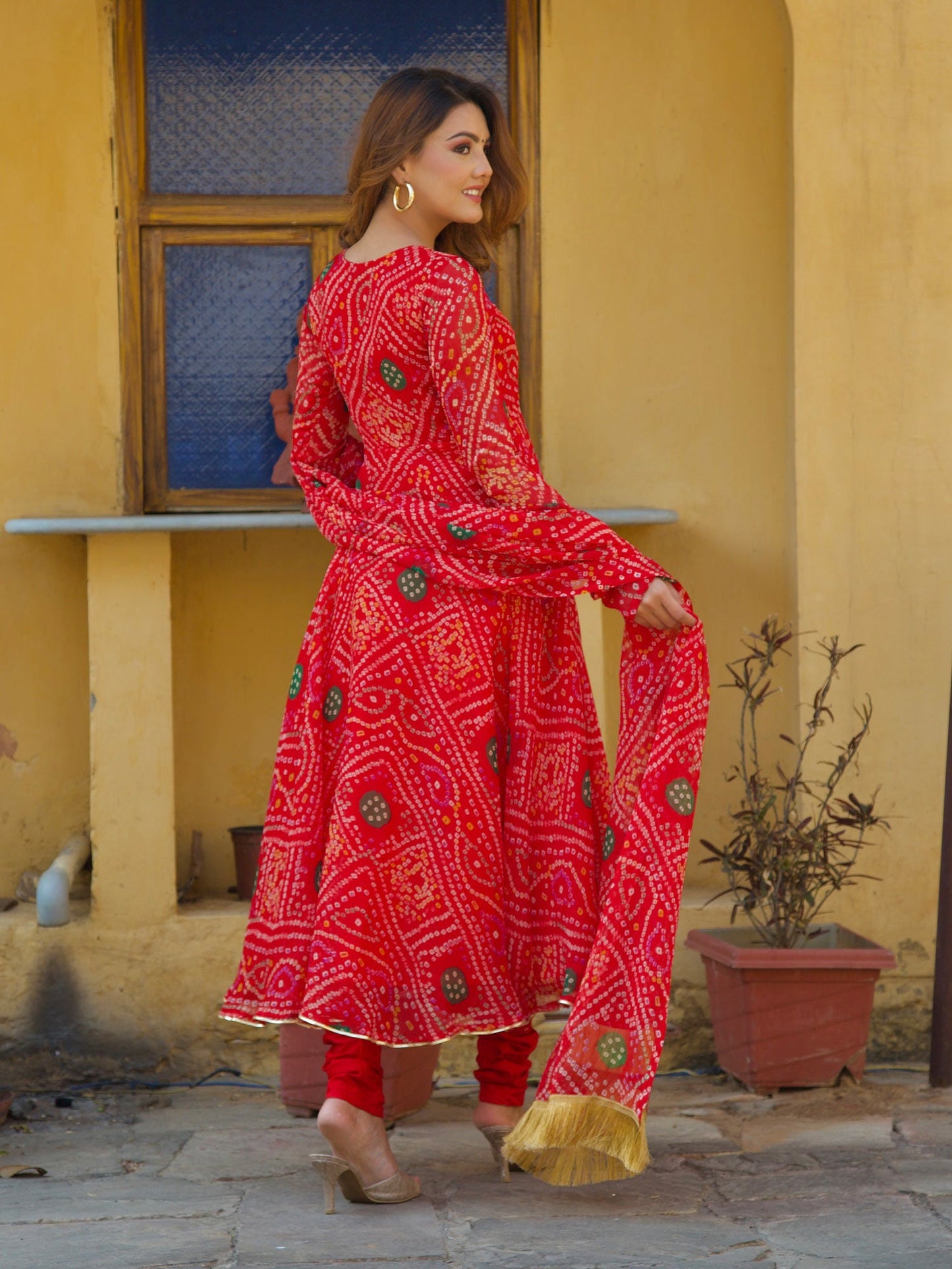 ONEWE INDIA Leela Bandhani Set (Set of 3)