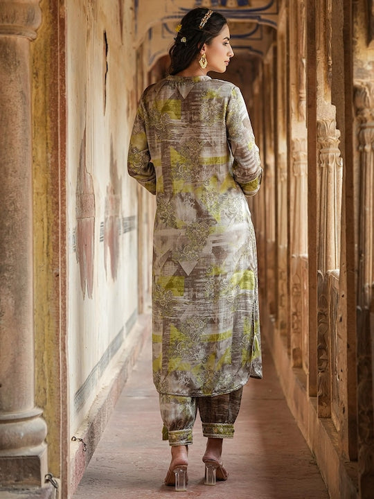 Scakhi Paisley Printed Regular Mandarin Collar Gotta Patti Satin Kurta with Patiala