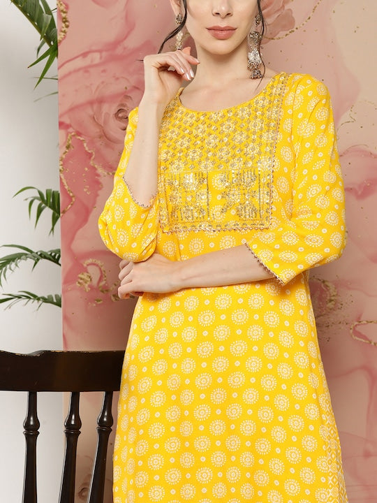 Yufta Women Ethnic Motifs Embroidered Sequinned Kurta With Trousers