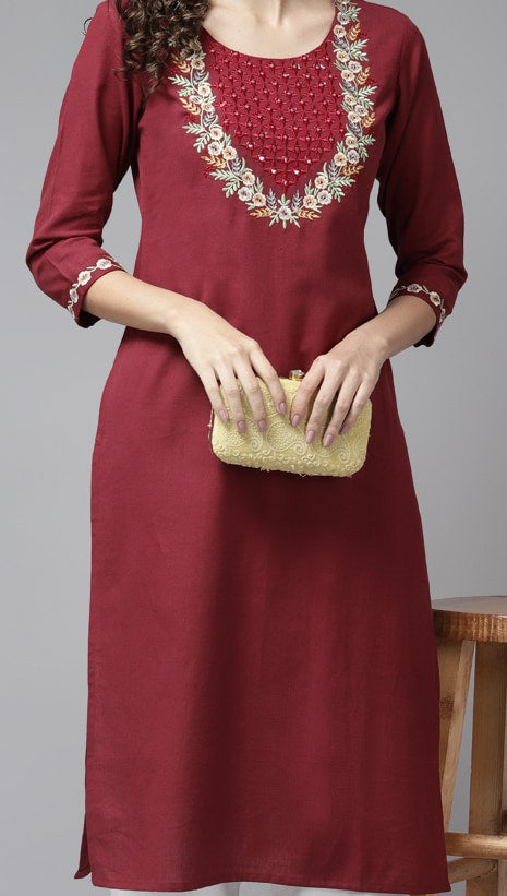 Yufta Women Maroon Yoke Design Mirror Work Kurta