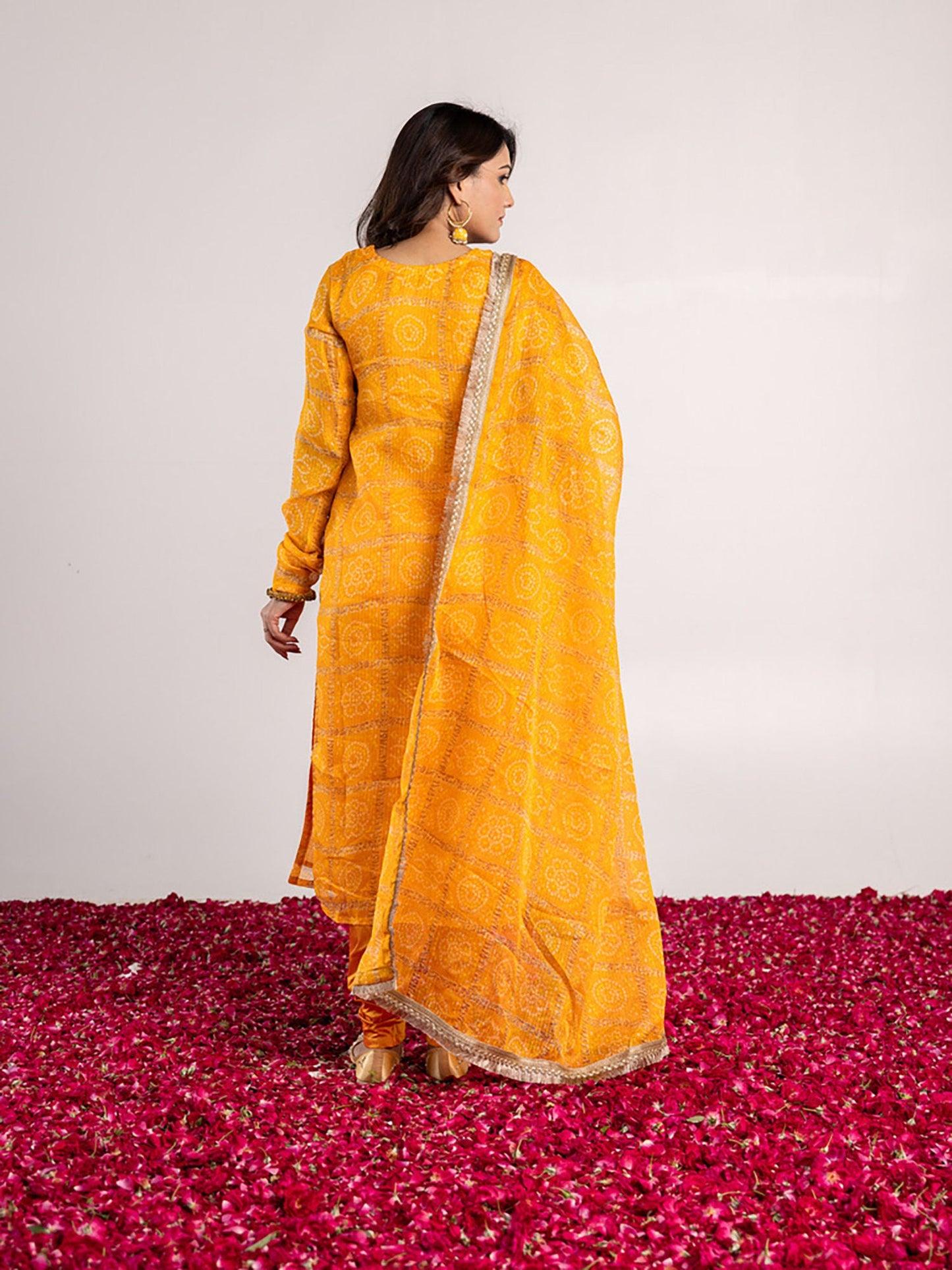 ONEWE INDIA Jiva Kurta with Churidar & Dupatta (Set of 3)