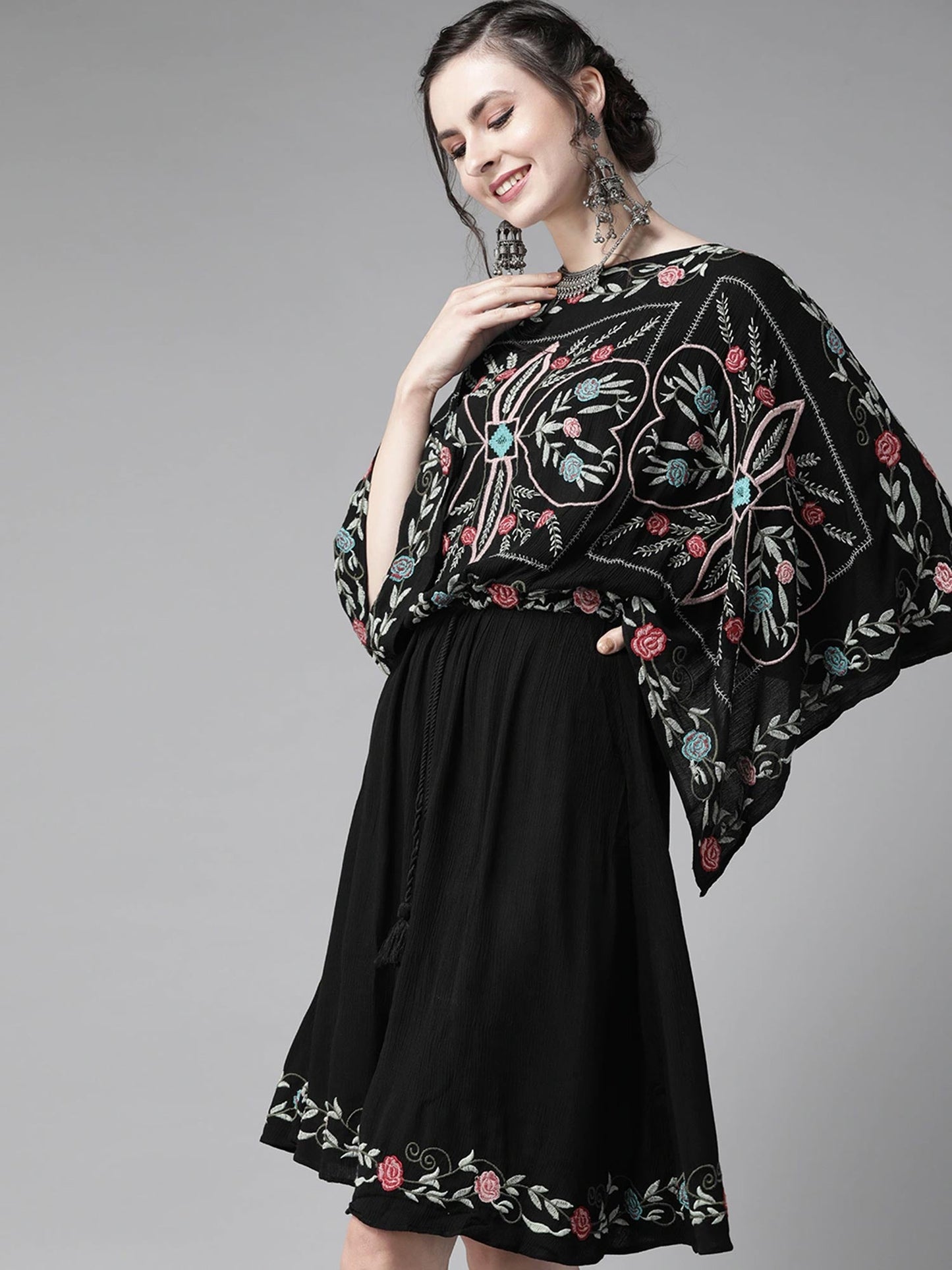 ISHIN Women's Black Embroidered Kaftan Dress