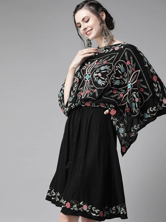 ISHIN Women's Black Embroidered Kaftan Dress