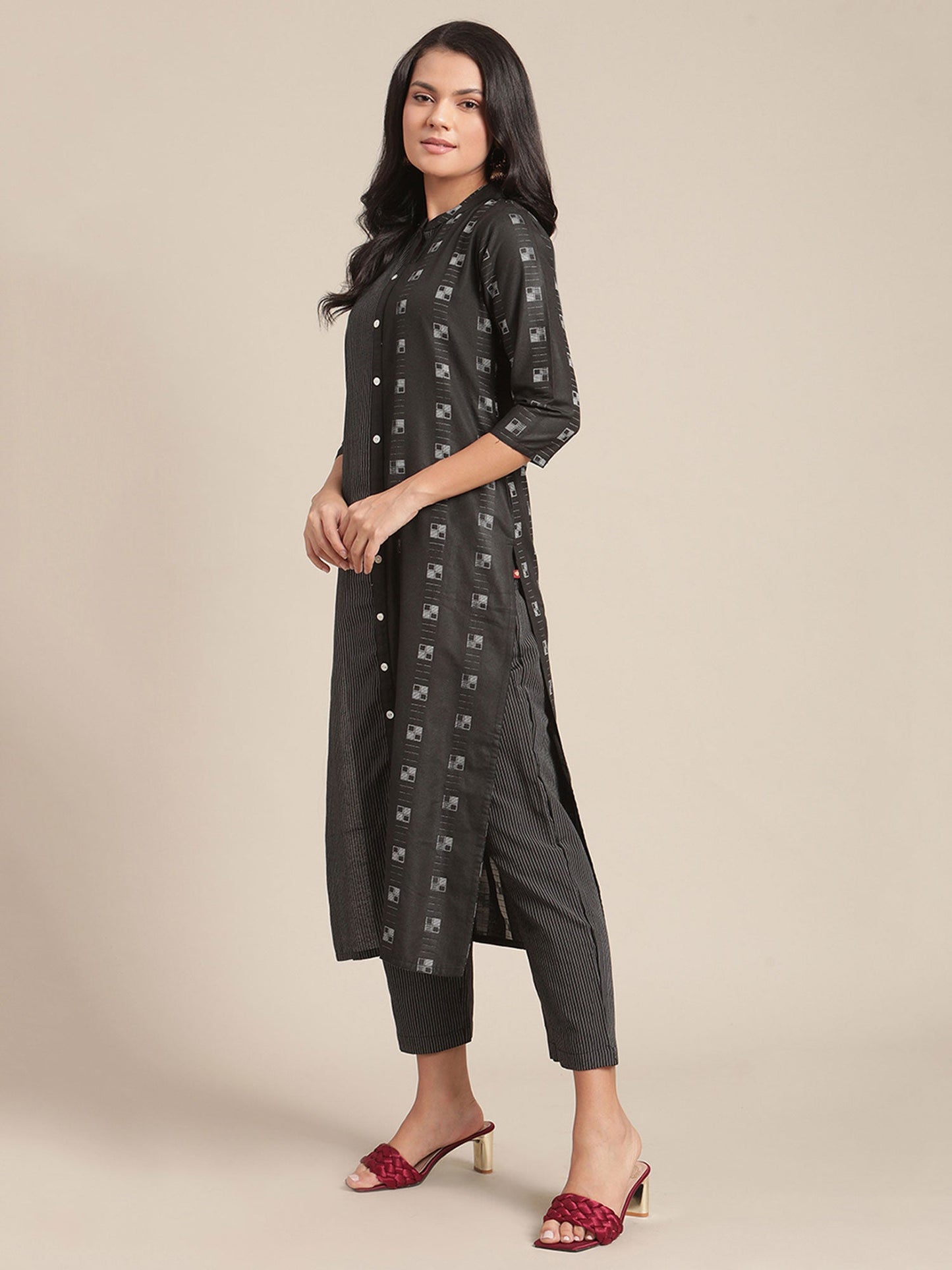 KSUT Black Mandarin Collared Kurta 3/4th Sleeves and Paired with Stripped Trouser (Set Of 2)